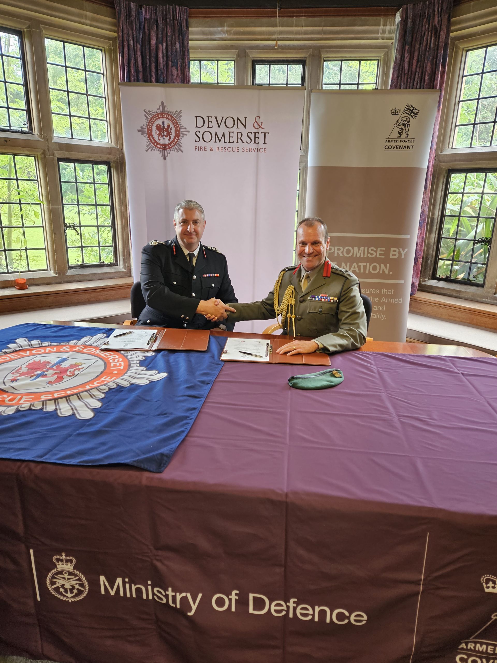 Featured image for “Devon and Somerset Fire and Rescue Service signs the Armed Forces Covenant”